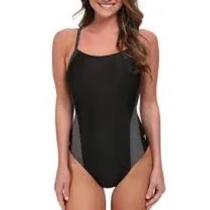 NWT Speedo Womens swimsuit one piece Pro Lt Flyback Size 28